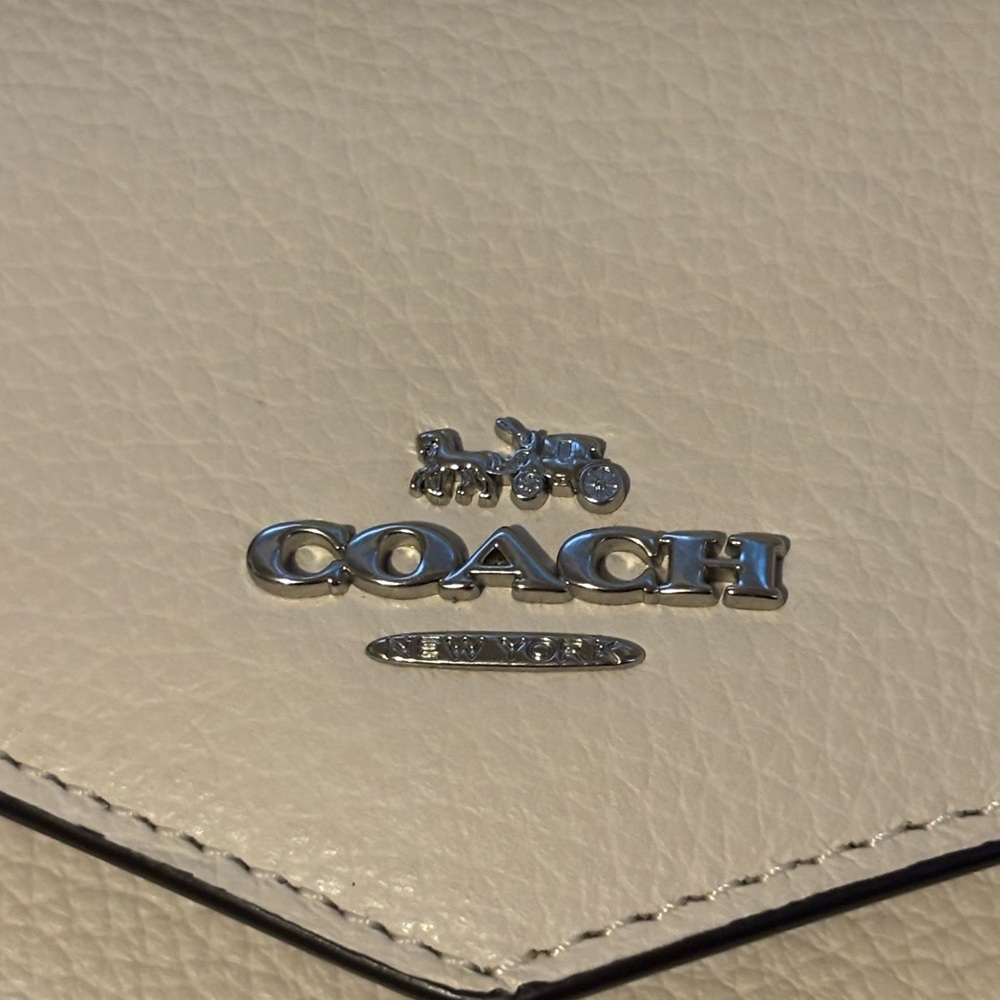 SOLD ❤️Coach wallet crossbody - Picture 5 of 6